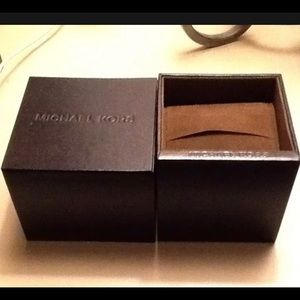 Michael Kors Watch Box